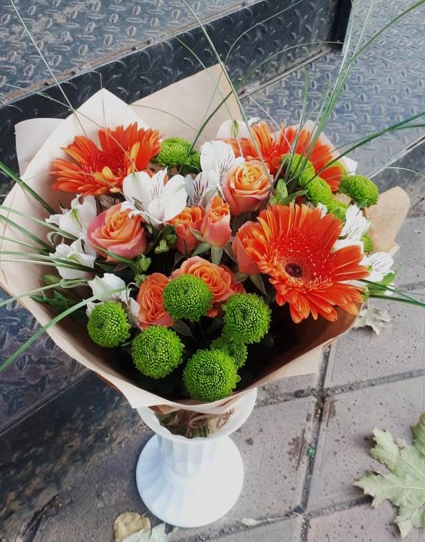 Букет цветов из: Герберы, Хризантемы, Альстромерии и Розы в Иглино