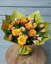 Букет созвездие в Иглино Букет цветов из:  Альстромерии и Розы в Иглино