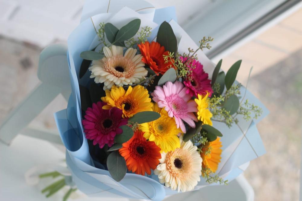 Букет мини герберы в Иглино Букет цветов из: Герберы в Иглино