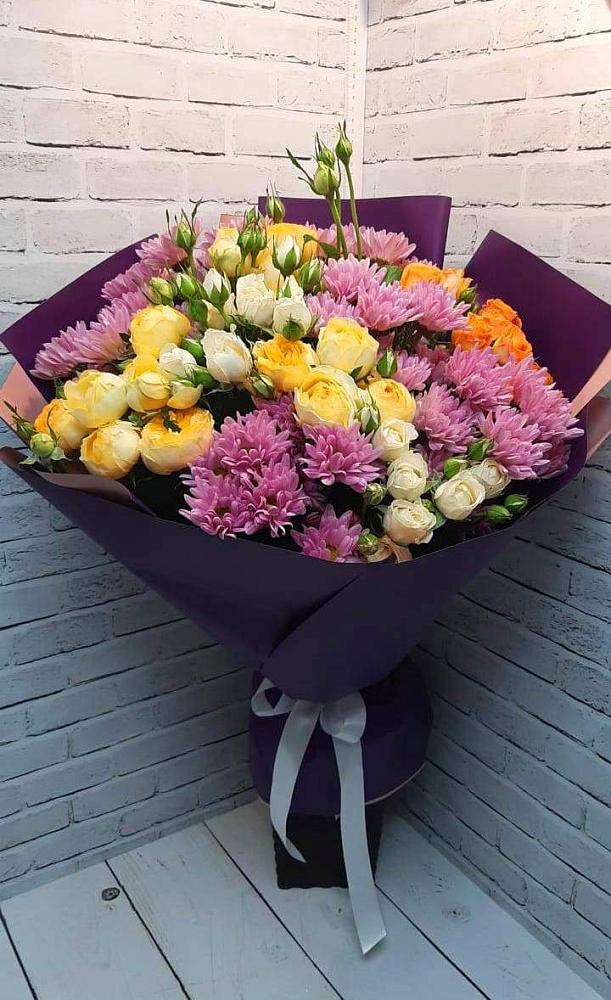 Букет Красочный праздник в Иглино Букет цветов из: Хризантемы и Розы в Иглино