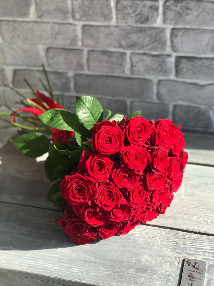 Красные розы Фридом в Иглино Букет Красные розы Фридом в Иглино