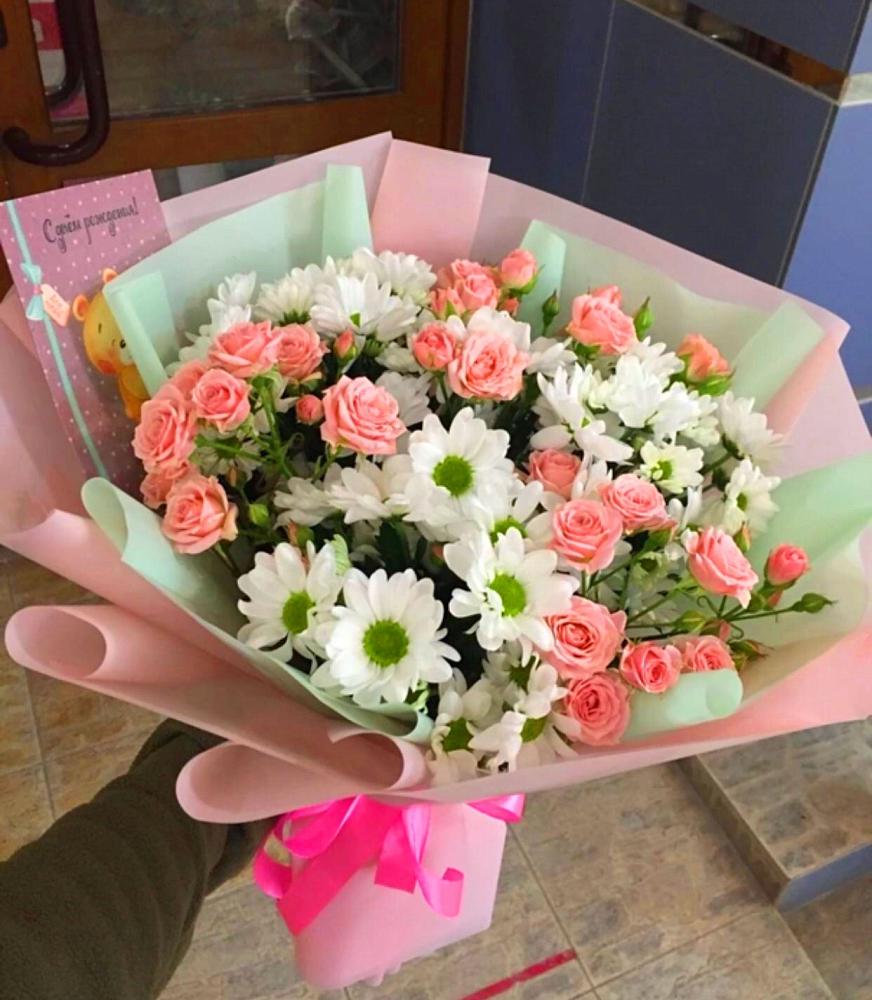 Букет Жемчужная россыпь в Иглино Букет цветов из: Розы и Хризантемы в Иглино