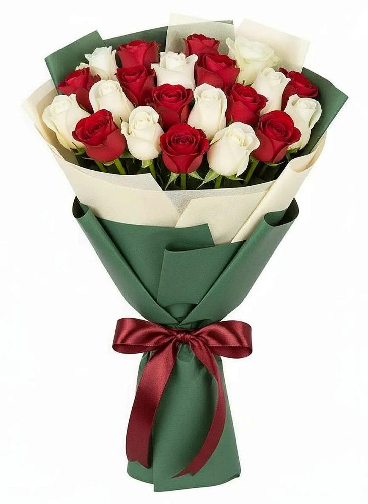 Микс из красных и белых роз в Иглино Букет Микс из красных и белых роз в Иглино