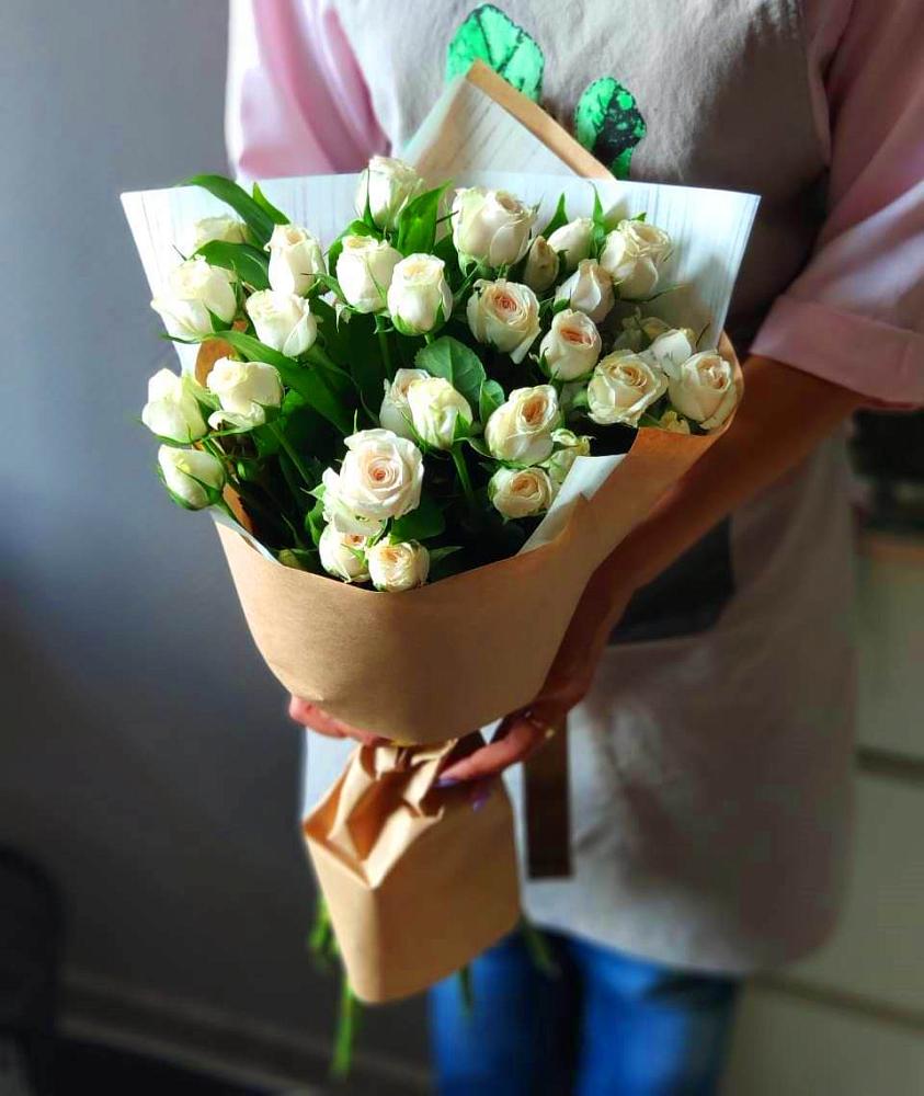 Букет хорошее настроение в Иглино Букет цветов из: Розы в Иглино