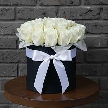 Композиция воздушная нежность в Иглино Цветочная композиция из Розы в шляпной коробке в Иглино