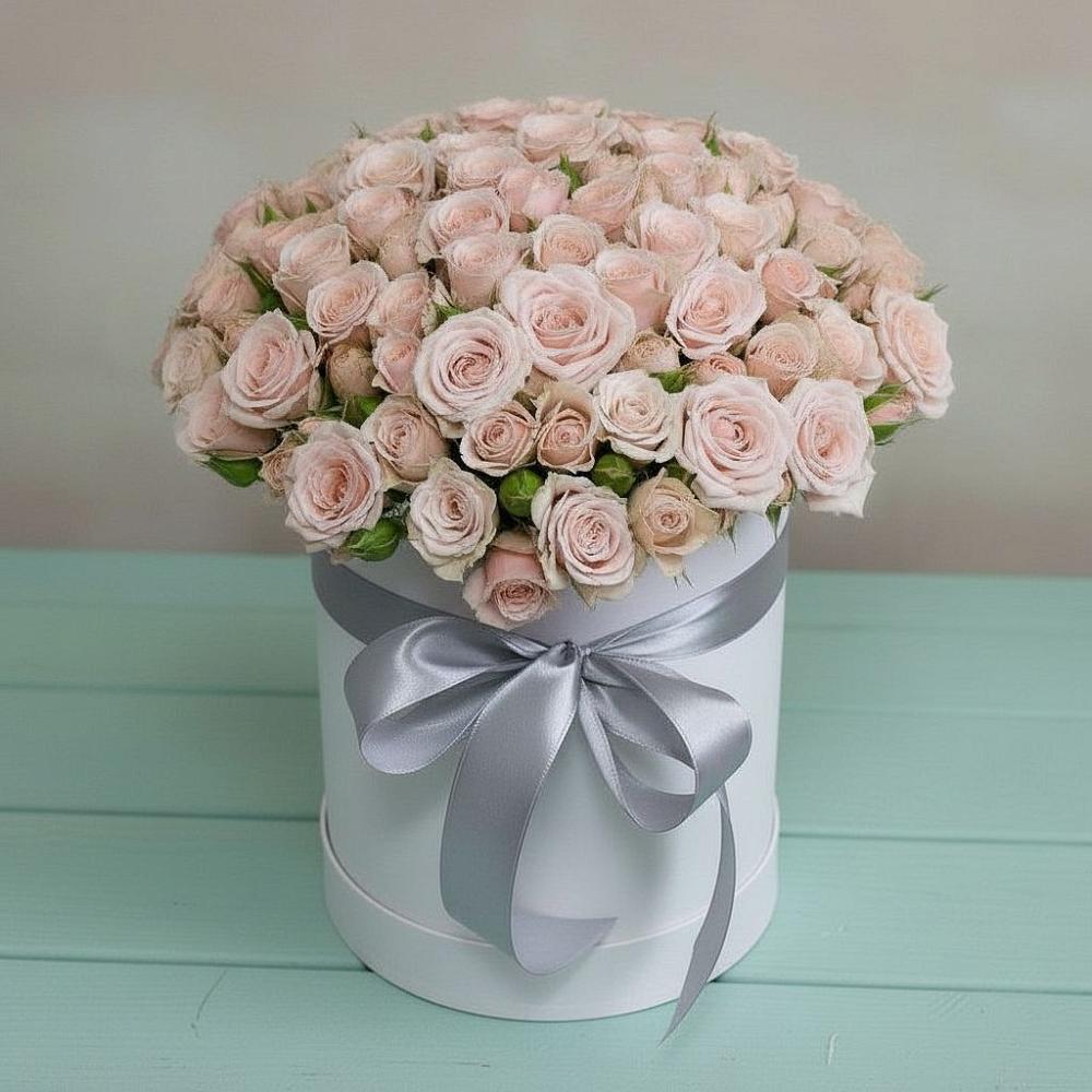 Композиция утонченная красота в Иглино Цветочная композиция из Розы в шляпной коробке в Иглино